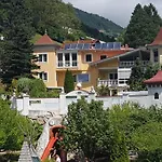 아파트 Garten Eden
