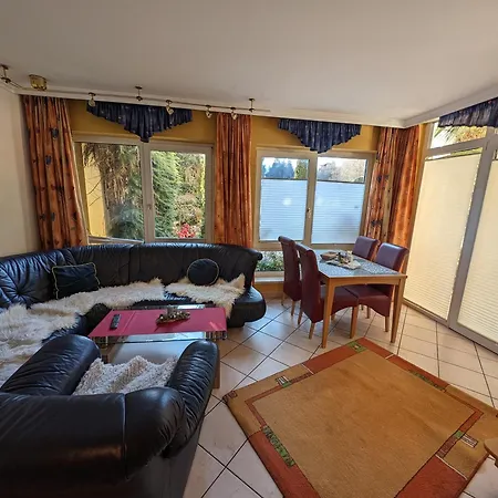 Garten Eden アパート Trebesing