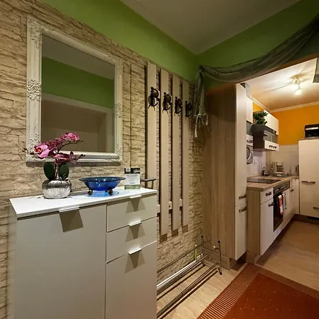 アパート Garten Eden