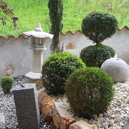 アパート Garten Eden *