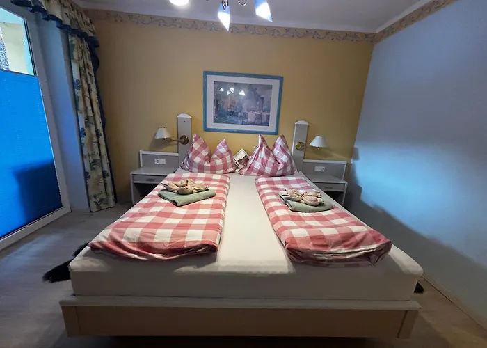 Garten Eden アパート Trebesing